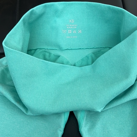 mint nvgtn contour shorts - Picture 2 of 2